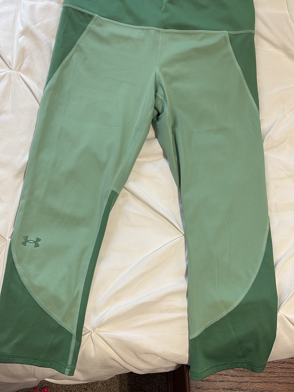 UA Two-Tone Green Women’s Capri Leggings